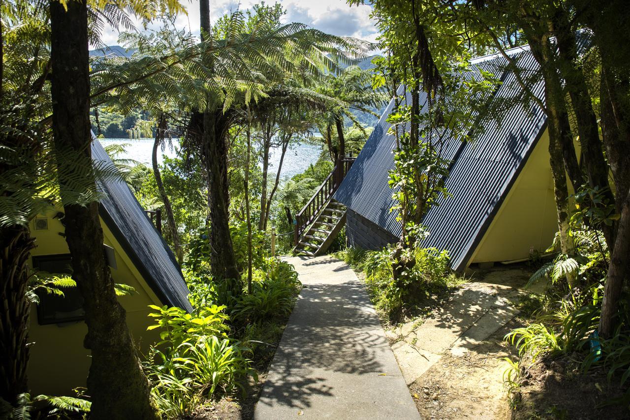 Punga Cove Resort Endeavour Inlet Exterior foto